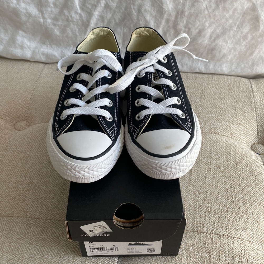 Kids converse sneakers
